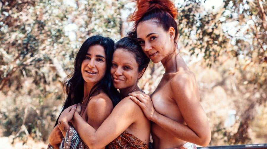 How To Achieve Radical Self-Love Through Body-Positive Journaling