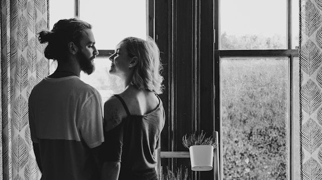 How to Create a Couple’s Eye-Gazing Ritual