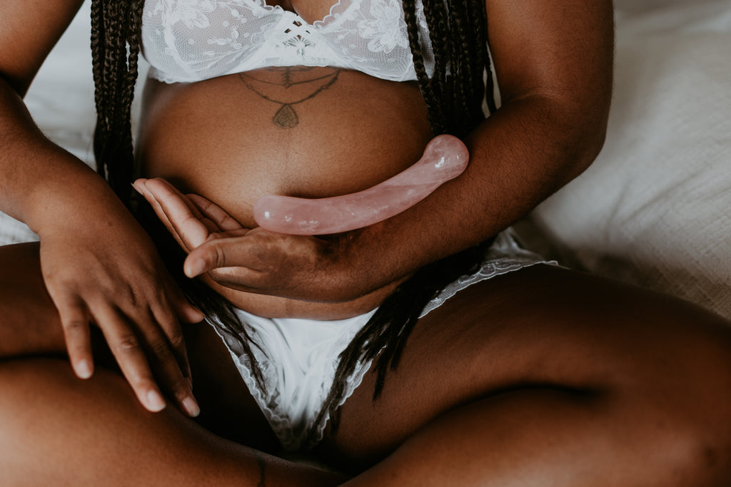Pregnancy & Self Pleasure: 5 Things To Consider
