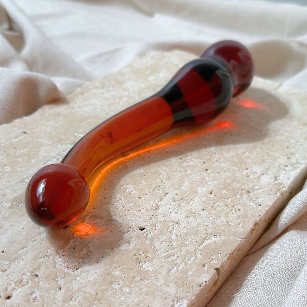 The Ruby - Glass Wand by Yinn x Ruby Josif
