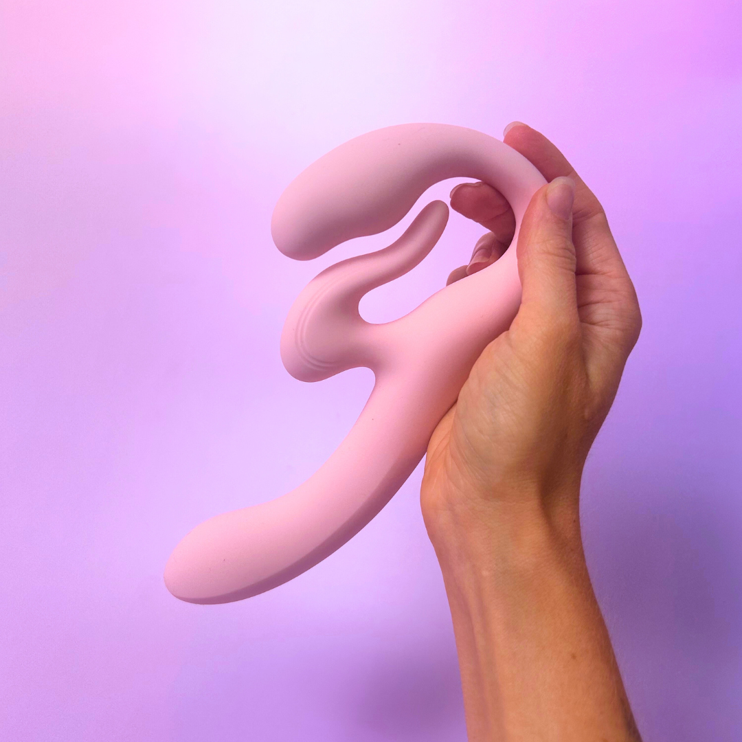 The Tandem - Double-Ended Vibrating Dildo Yoni Pleasure Palace The Tandem - Double-Ended Vibrating Dildo Yoni Pleasure Palace